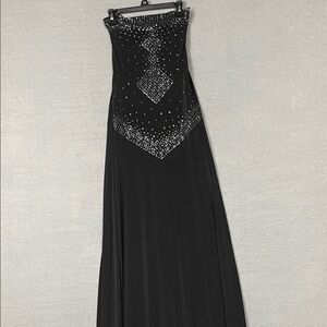 Elegant Black Evening Gown